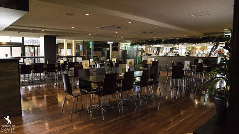 Windsor Castle Hotel - Rental Cars 0