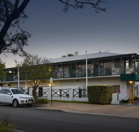 Windsor Lodge - Rental Cars