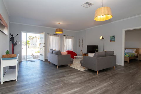Xanadu - Aldinga Beach - Rental Cars 3
