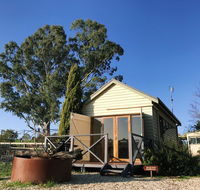 Yea Wood Duck Cabin - Rental Cars