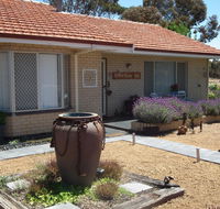 Yellow Gum Bed and Breakfast - Rental Cars