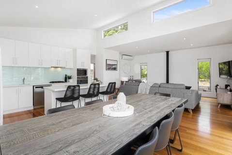 YOU, ME AND THE SEA - BLAIRGOWRIE - Rental Cars 0