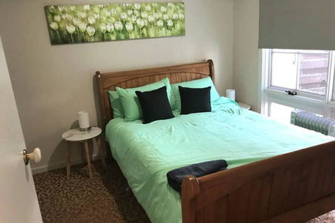 Your Holiday Home In Cohuna, Perfect Family Getaway - Rental Cars 0
