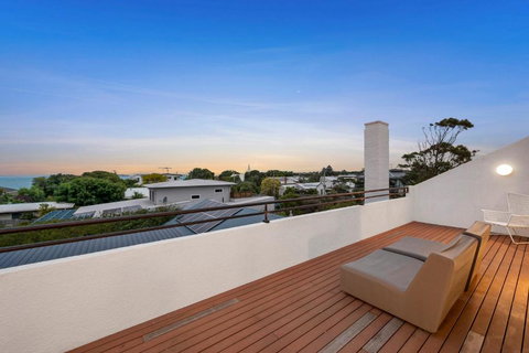 Albert - Rental Cars 1