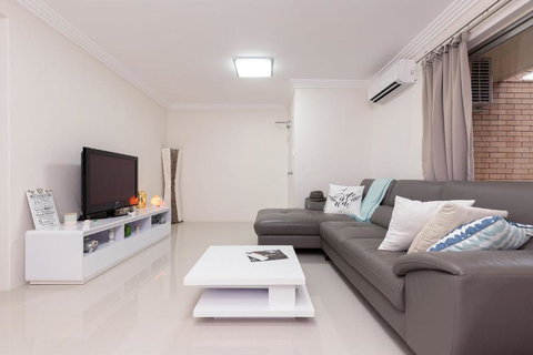 Anchorage 31 - Rental Cars 0