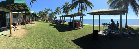 NRMA Bowen Beachfront Holiday Park - Rental Cars 9