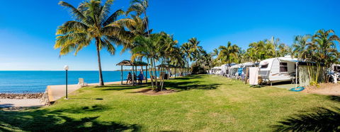 NRMA Bowen Beachfront Holiday Park - Rental Cars 8