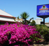 Midlander Motor Inn - Rental Cars