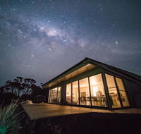 Sawyers Bay Shacks - Rental Cars