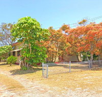 'Daves Place' 27 Rigney St - Holiday house with WIFI Aircon  Boat Parking - Rental Cars