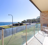 1 'Little Hut' 20 Kurrawa Close - Spectacular Water Views NBN  Air Conditioned - Rental Cars