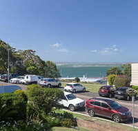 1 'Portofino' 7 Laman Street - aircon  1st level unit - Rental Cars