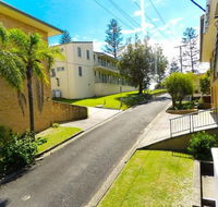 1/6 Convent Lane - Rental Cars