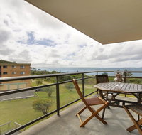 11 'Promenade' 8 Intrepid Close - air conditioned unit with beautiful water views - Rental Cars
