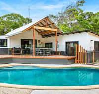 11 Naiad Court - Rainbow Shores Fantastic Family Retreat Swimming Pool 200m to beach Free Wi-Fi - Rental Cars