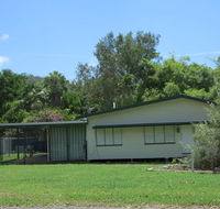 12 Wansfell Street Picnic Bay - Rental Cars