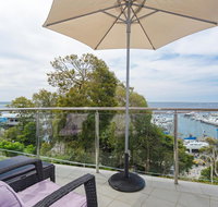 2 'Paradiso' 4 Laman Street - beautiful unit with stunning water views  pool - Rental Cars