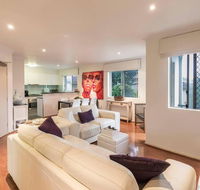 2 Bedroom with Parking  AC Close To Beach  City - Rental Cars