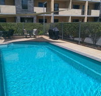 22 Gillies Street Apartments - Rental Cars