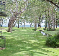 23 'Bay Parklands' 2 Gowrie Avenue - Little Beach air con Pool  tennis court - Rental Cars