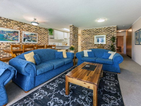 28 'Bay Parklands', 2 Gowrie Ave - Pool, Tennis + Stunning Views - Rental Cars 2