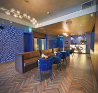 28 Hotel - Rental Cars