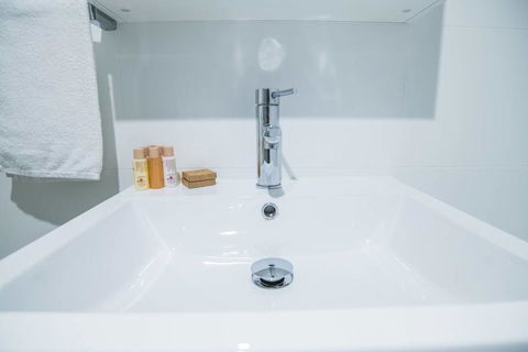 2bed2bath APT At Wolli Creek+P,  Close To Airport - Rental Cars 1