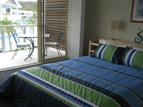349 'Oaks Pacific Blue' 265 Sandy Point Road - Fantastic Pool - Rental Cars 3