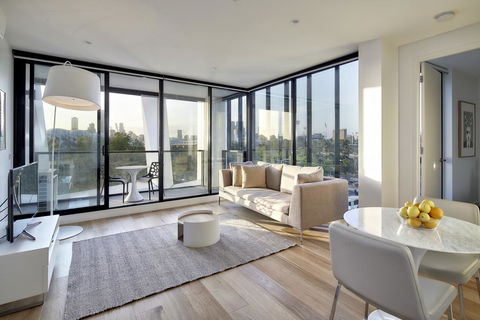 381 Cremorne - Rental Cars 0