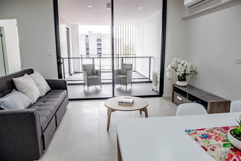 404 Kalina 2 Bedrooms - Rental Cars 2