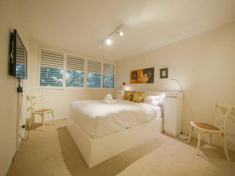 5 Star In Prime Double Bay Location With Balcony - Rental Cars 2
