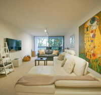 5 Star in Prime Double Bay Location with Balcony - Rental Cars