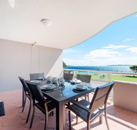 6 'FLORENTINE' 11 COLUMBIA CLOSE - STUNNING UNIT WITH SENSATIONAL VIEWS - Rental Cars