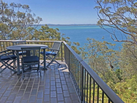7 'Skyline' 12 Thurlow Avenue - Unit With A WOW Factor - Rental Cars 0