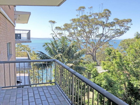 7 'Skyline' 12 Thurlow Avenue - Unit With A WOW Factor - Rental Cars 2