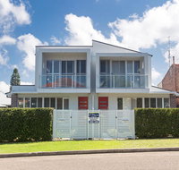 7 Judith Street - Stunning duplex with ducted air - Rental Cars