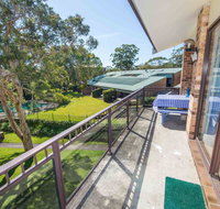 73 'Bay Parklands' 2 Gowrie Avenue - solar heated pool spa tennis court  views - Rental Cars