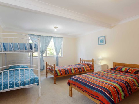 9 Pirralea Parade - Fantastic Family Getaway With Pool And Boat Parking - Rental Cars 3