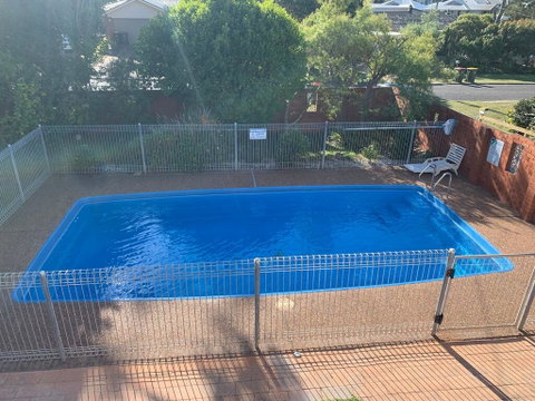 9 Pirralea Parade - Fantastic Family Getaway With Pool And Boat Parking - Rental Cars 0