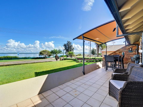 A Fisherman's Rest - Rental Cars 1