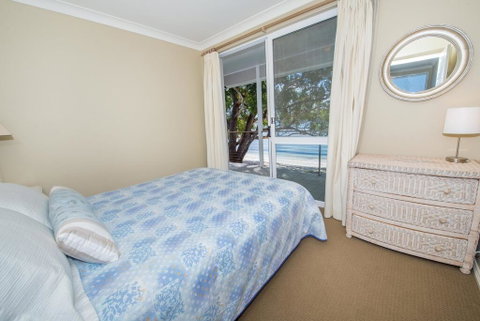 A Foreshore - Salamander Bay - Rental Cars 1
