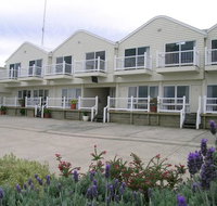 A Great Ocean View Motel - Rental Cars