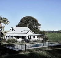 A PERFECT STAY - Benny's Cottage - Rental Cars