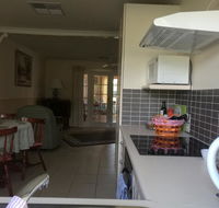 A Victor Harbour Retreat Aldinga Tony's Music Cottage - Rental Cars