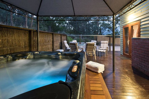 Abbotts Rest - Rental Cars 1