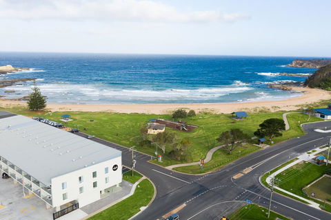 Abode Malua Bay - Rental Cars 0
