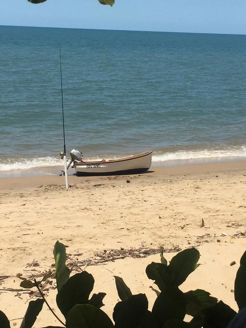 Absolute Beach Frontage, Family Friendly, Home Away From Home - Rental Cars 3