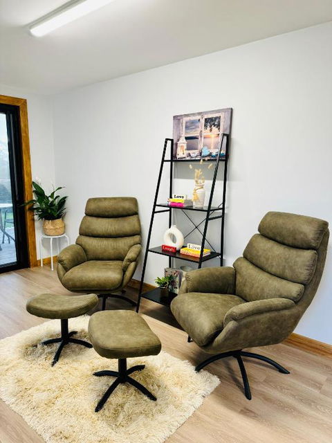 GORGE Chocolates Tiny House - Rental Cars 0