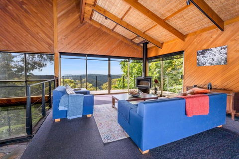 Grey Gum Lodge - Rental Cars 1