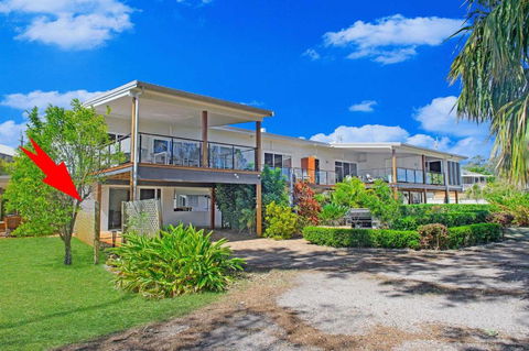 H2O Holiday Apartment Unit 14 - Rental Cars 0